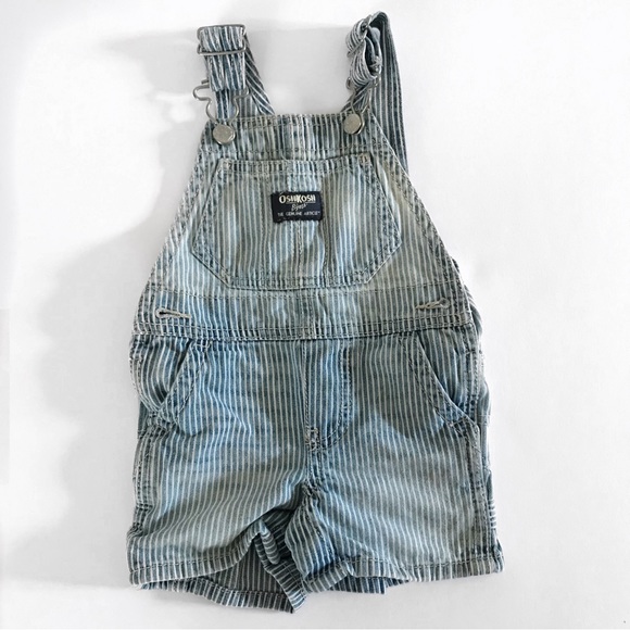 OshKosh B'gosh Other - OshKosh B’Gosh Pinstripe Overalls Vestback Railroad Train Conductor Shortalls 9M